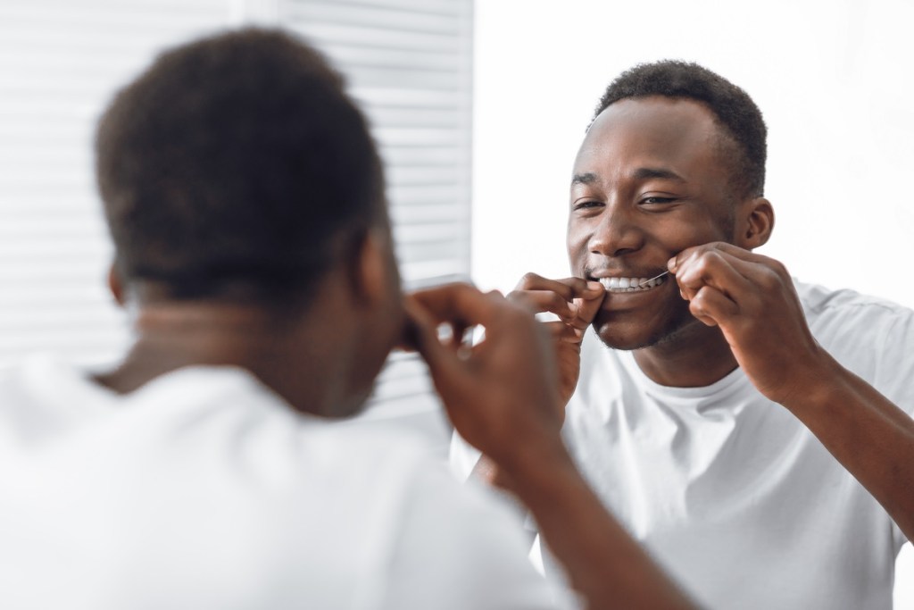 Five Early Warning Signs of Gum Disease