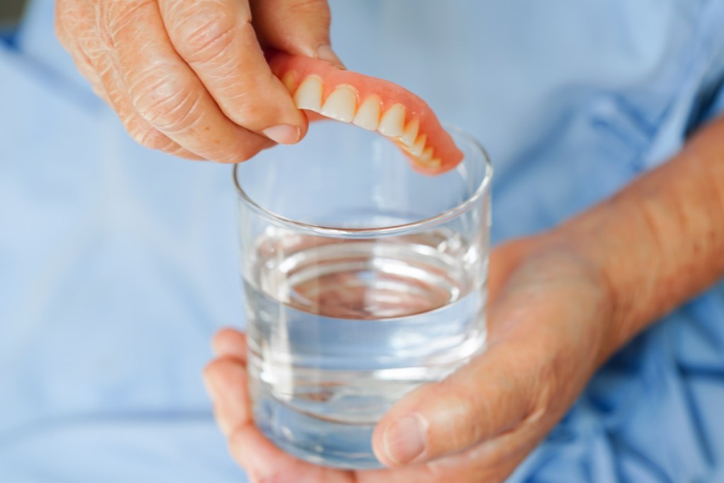 Tips for First-Time Denture Wearers